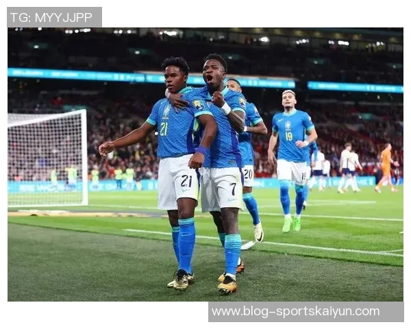 昔日双子星重现辉煌埃斯特旺半场奔袭传射恩德里克法甲上演帽子戏法 昔日双子星重现辉煌埃斯特旺半场奔袭传射恩德里克法甲上演帽子戏法