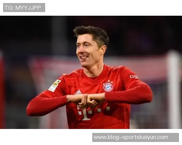 芝加哥火焰与莱万积极洽谈球员对转会持开放态度